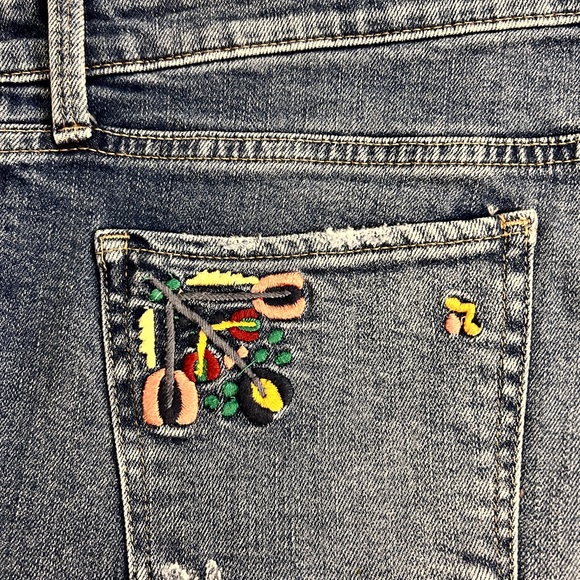 Lucky Brand Embroidered Skinny Jeans | Size 8 / 29 - Picture 2 of 11